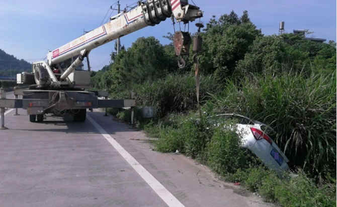 海宁重载吊车救援